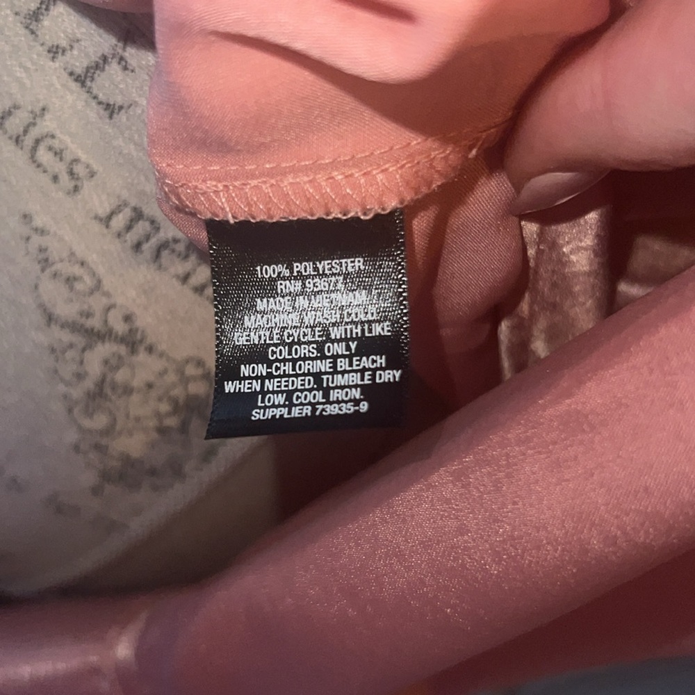 Worthington Petite XS pink women’s blouse with ribbon 🎀 tie bow button shirt XS - Picture 13 of 13